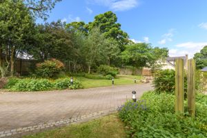 Photo 22- click for photo gallery